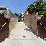 Villa Cami De Aucanada